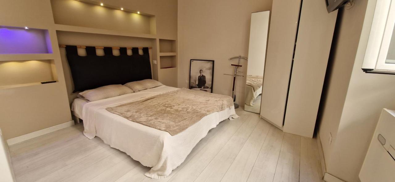 Savelli Old Town - Near Navona Place Rom